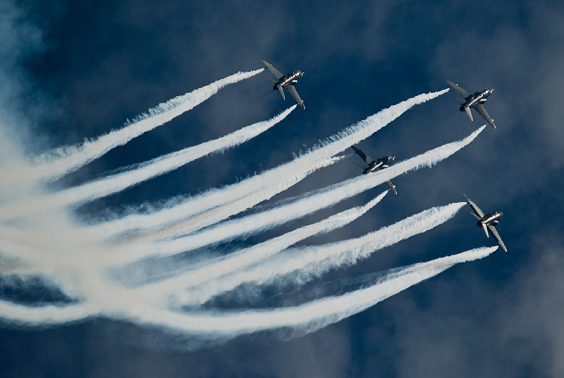 025_Radom_Air Show_Midnight Hawks na British Aerospace Hawk Mk 51.jpg